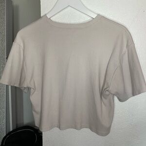 Small gilly hicks robbed beige crop top.